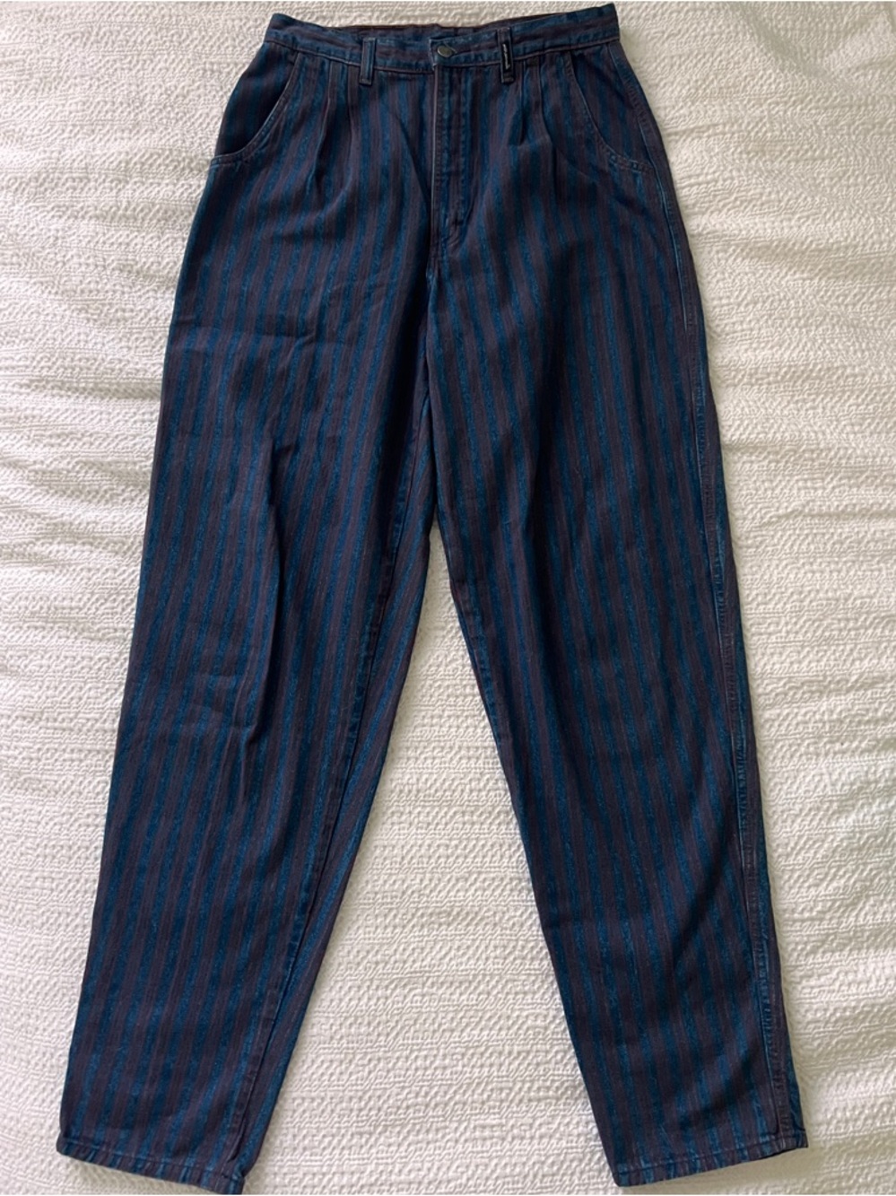 High-Rise Pleated Relaxed Fit Stripe Jeans Tapered Ankle mom 90s Rockies